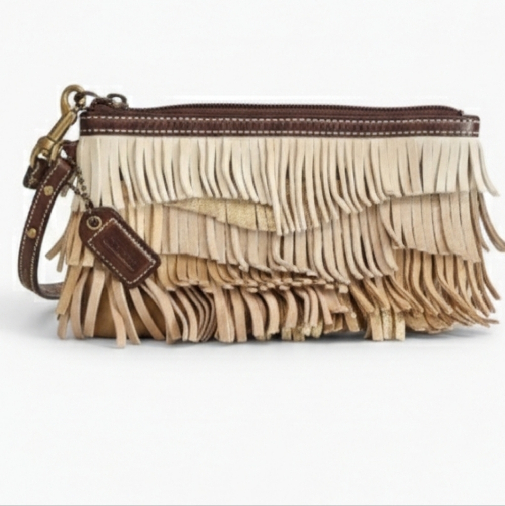 Coach Vintage 9155 Suede Fringe Wristlet Like New